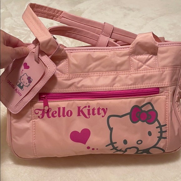hello kitty pet carrier